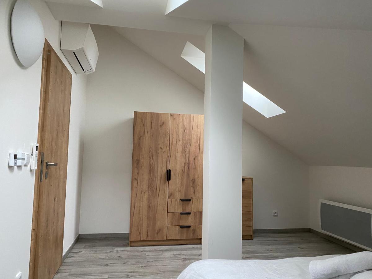 Ferienwohnung Klicperovo 2Kk Hradec Králové Exterior foto